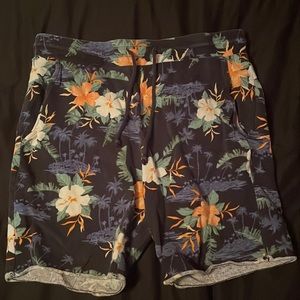 Floral Divided Sweatshorts medium